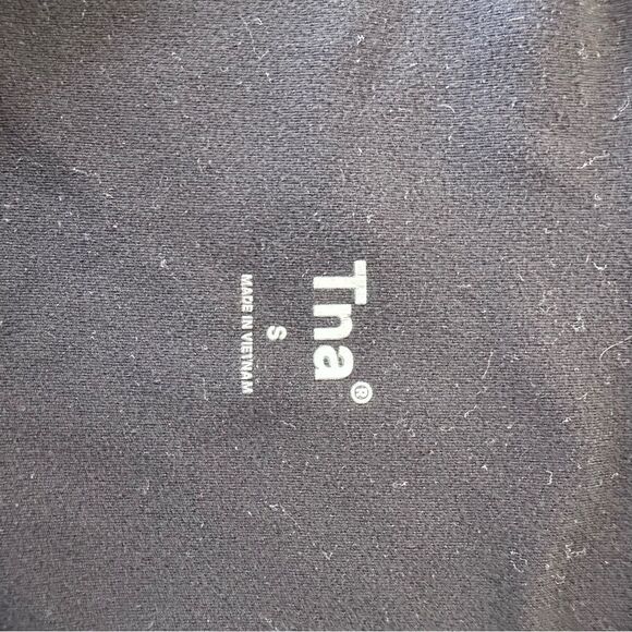 TNA Black Athleisure Bike Shorts Size Small - Picture 4 of 4